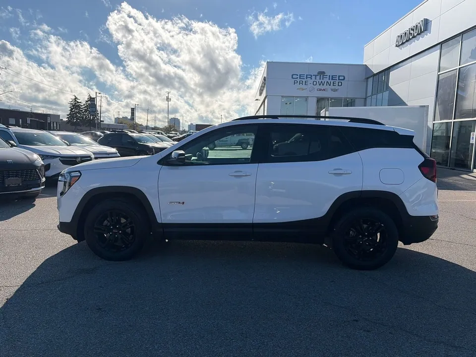 GMC Terrain 2022 photo 2