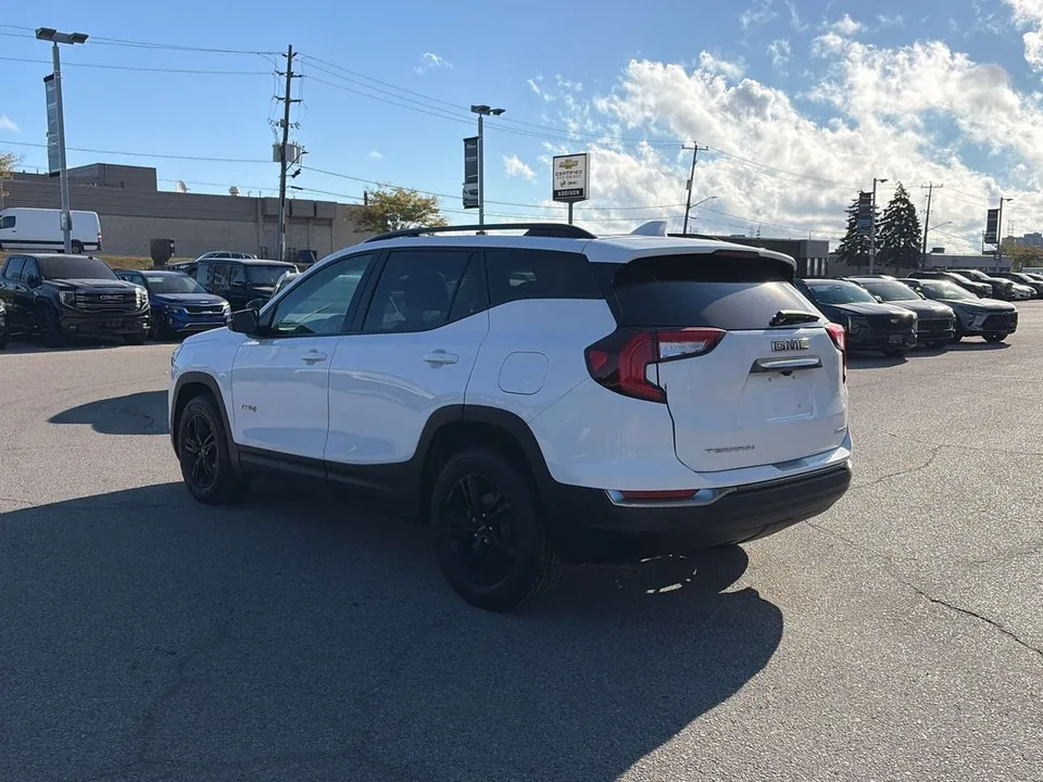 GMC Terrain 2022 photo 3