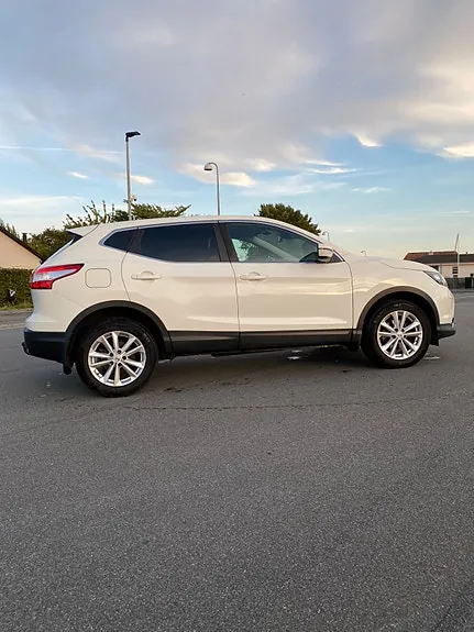 Nissan Qashqai 2014 photo 2
