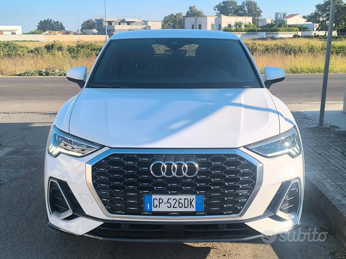 Audi Q3 2023 photo 2