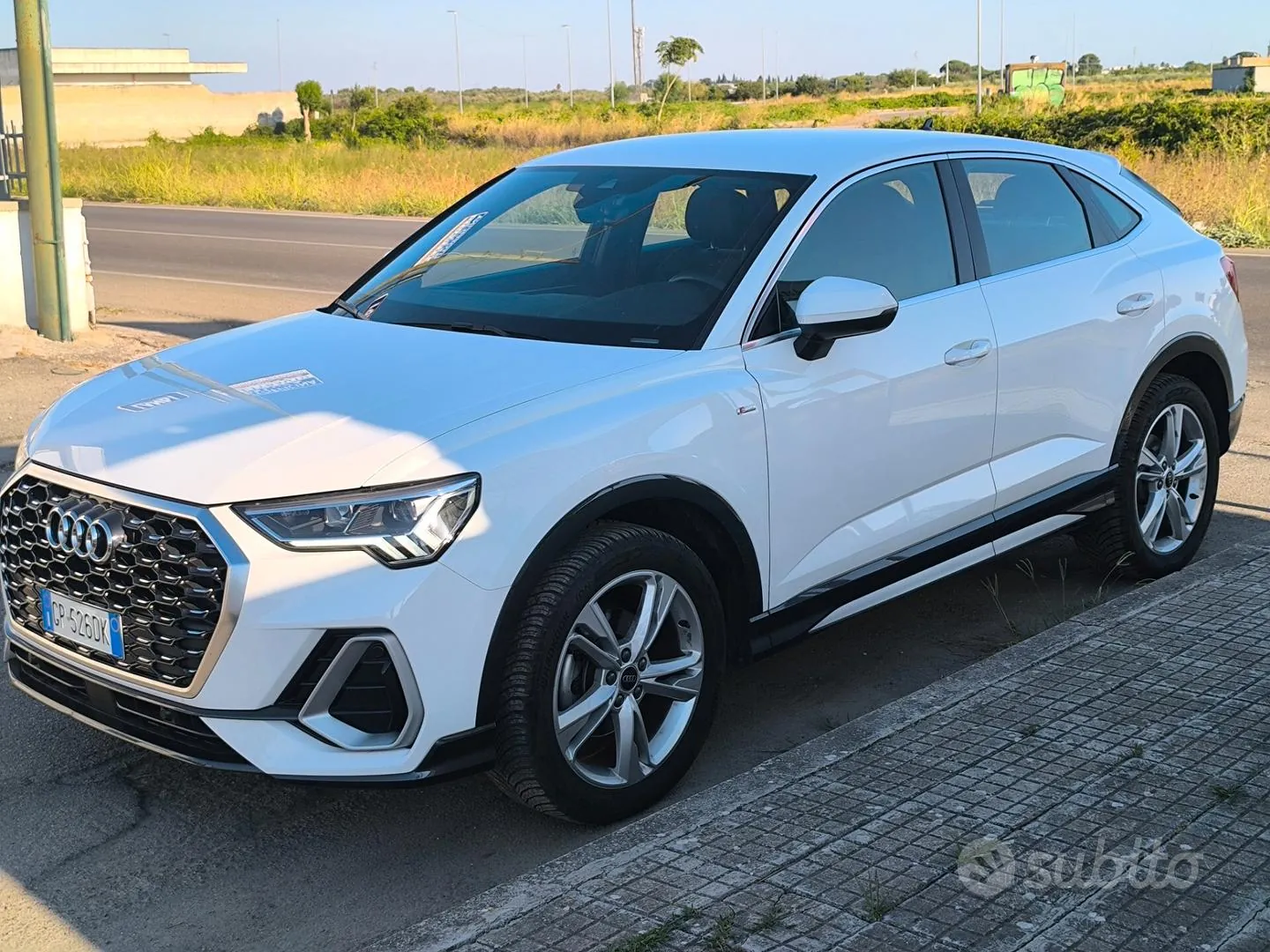 Audi Q3 2023 photo 3