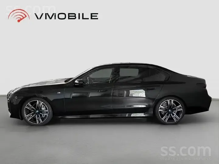 BMW I7 2022 photo 4