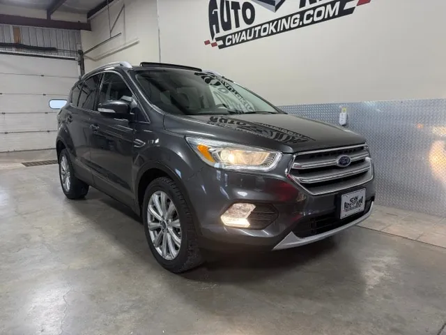 Ford Escape 2017 photo 2