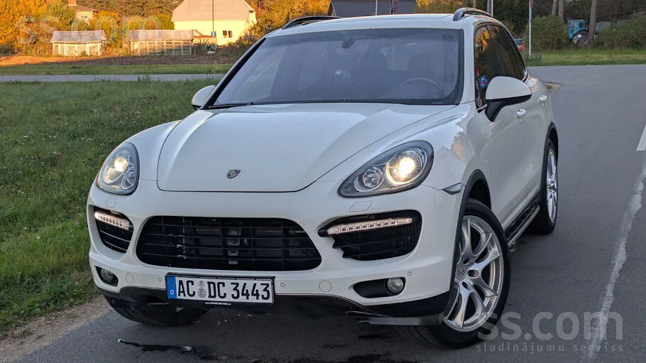 Porsche Cayenne 2011 photo 4