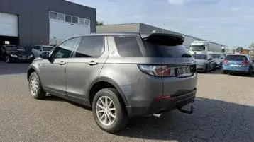 Land Rover Discovery Sport 2016 photo 2