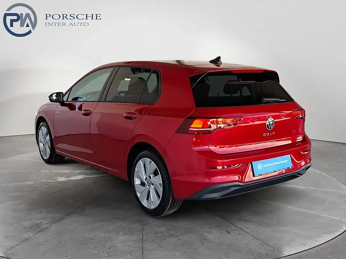 Volkswagen Golf 2026 photo 3