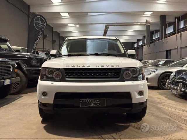 Land Rover Range Rover Sport 2010 photo 2
