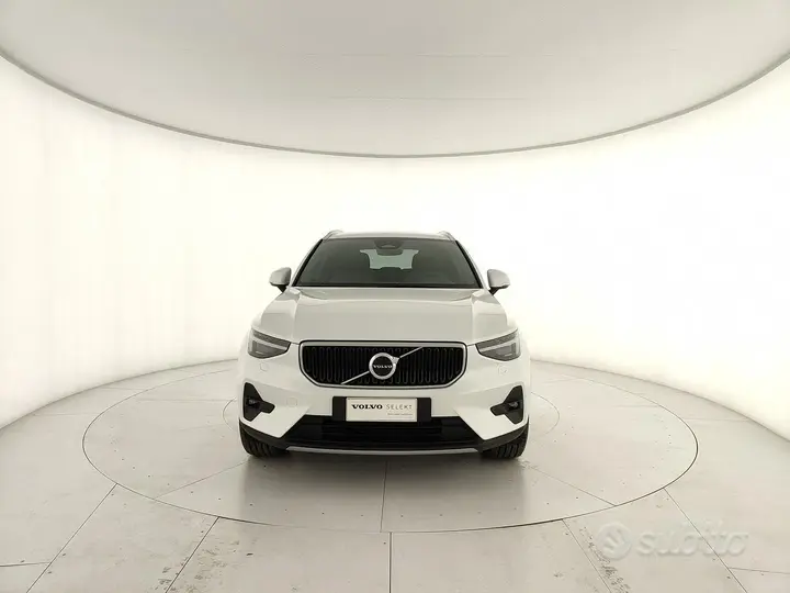Volvo Xc40 2026 photo 2
