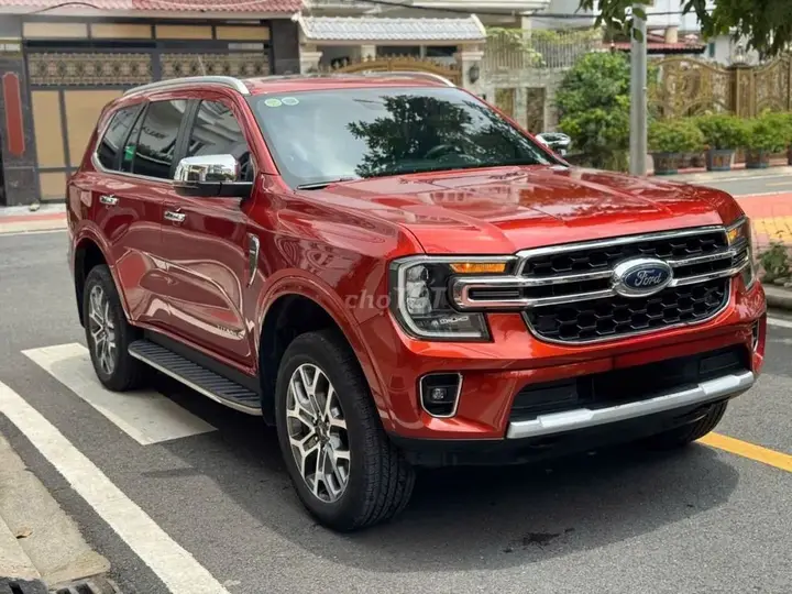 Ford Everest 2022 photo 2