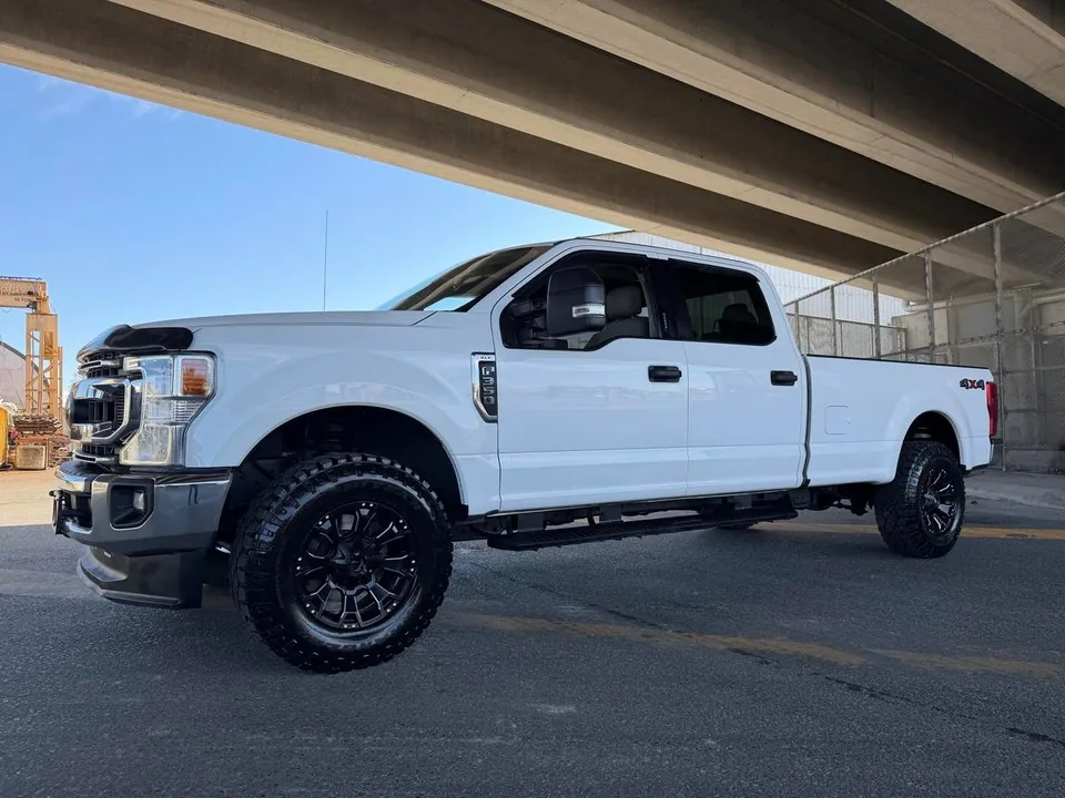 Ford Super Duty F-350 2020 photo 3