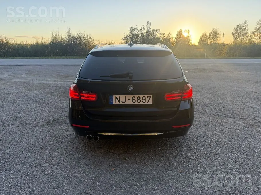 BMW 320 2012 photo 4