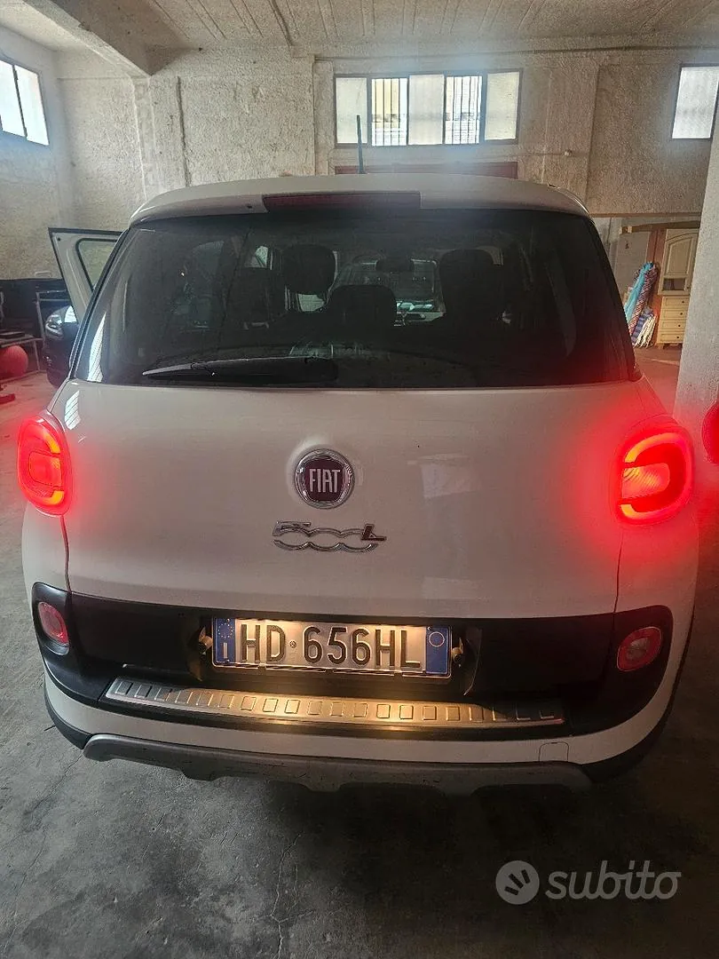 Fiat 500L 2013 photo 4