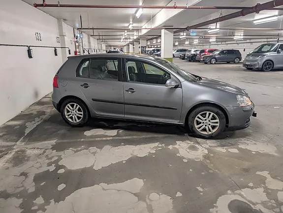 Volkswagen Golf 2005 photo 3