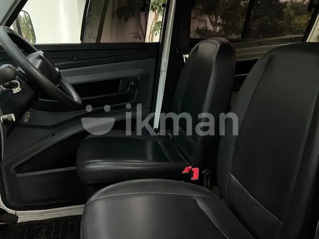 Bajaj Qute 2018 photo 4