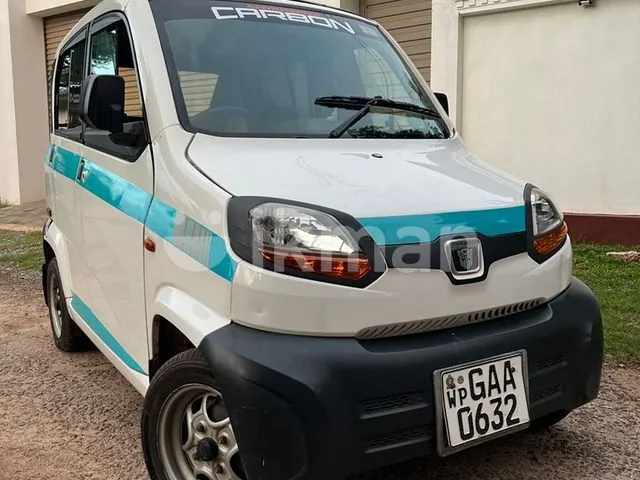 Bajaj Qute 2018 photo 2