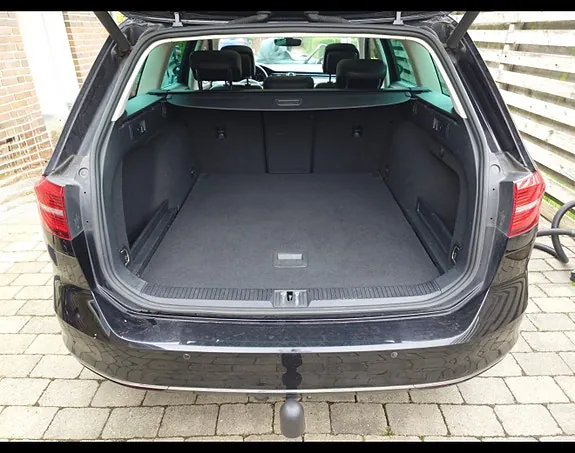 Volkswagen Passat 2018 photo 5