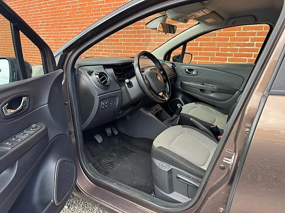 Renault Captur 2015 photo 2