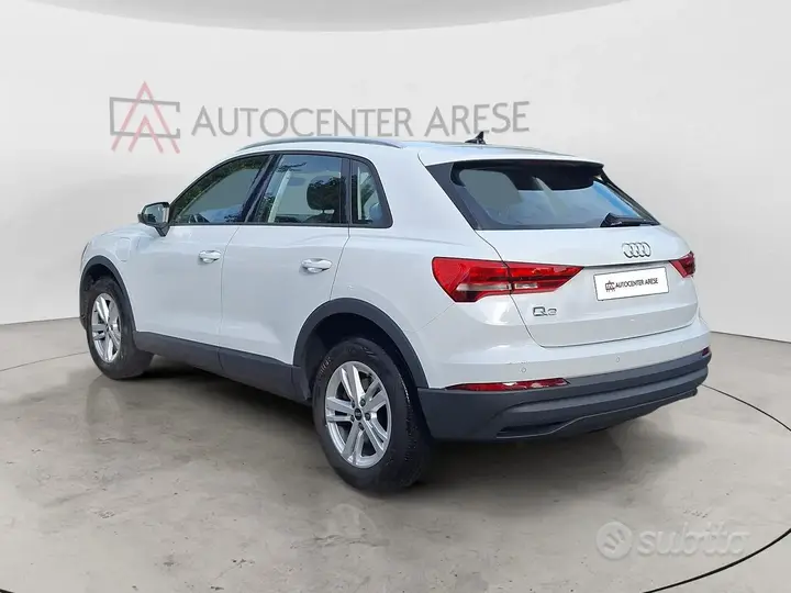 Audi Q3 2022 photo 3