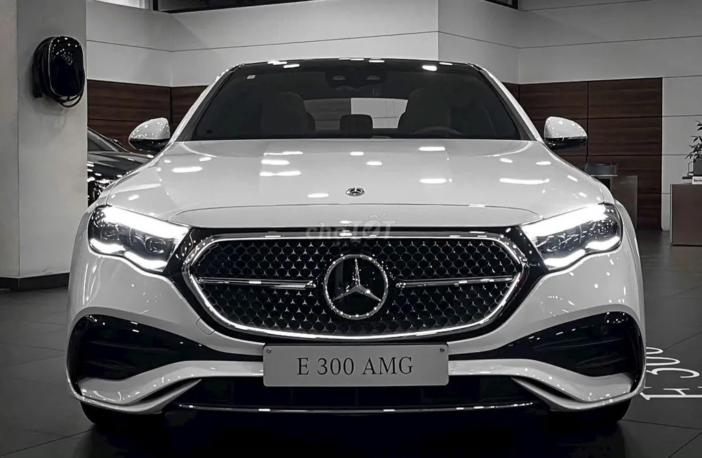 Mercedes-Benz E-Class 2026 photo 3