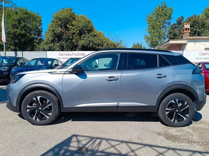 Peugeot 2008 2023 photo 5
