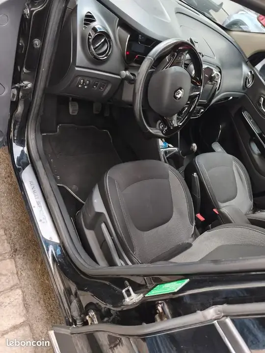 Renault Captur 2015 photo 3