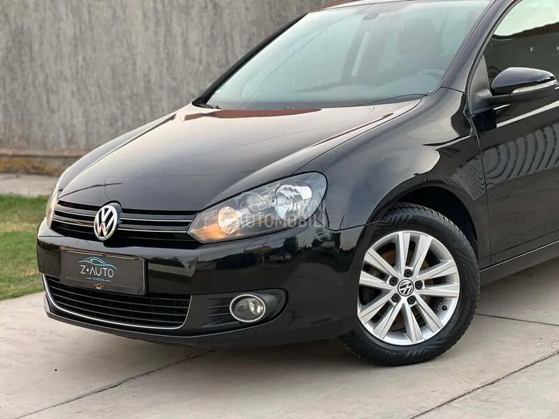 Volkswagen Golf 2011 photo 2