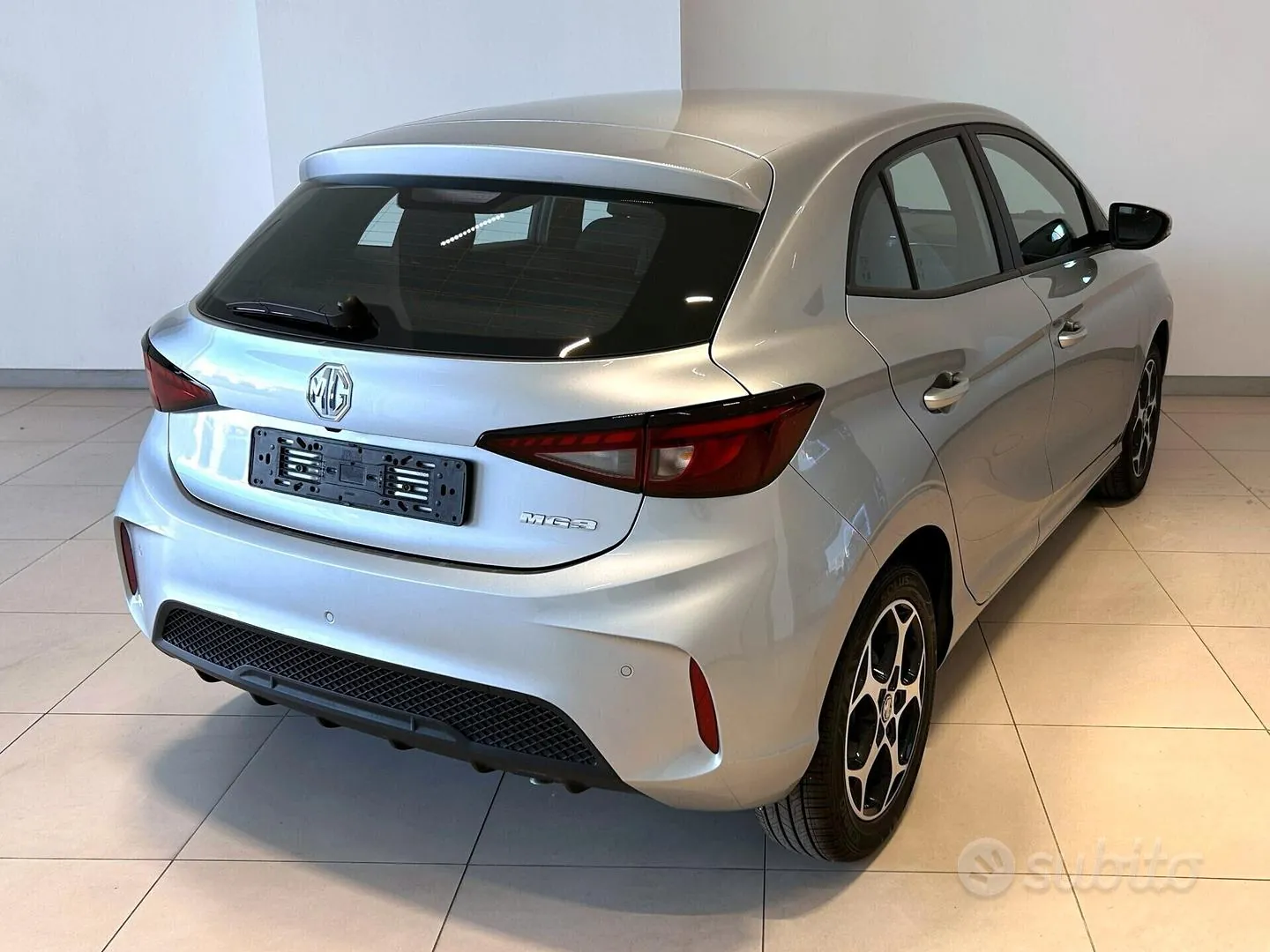 MG Mg3 photo 2