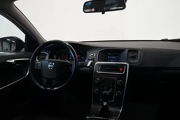 Volvo V60 2014 photo 5