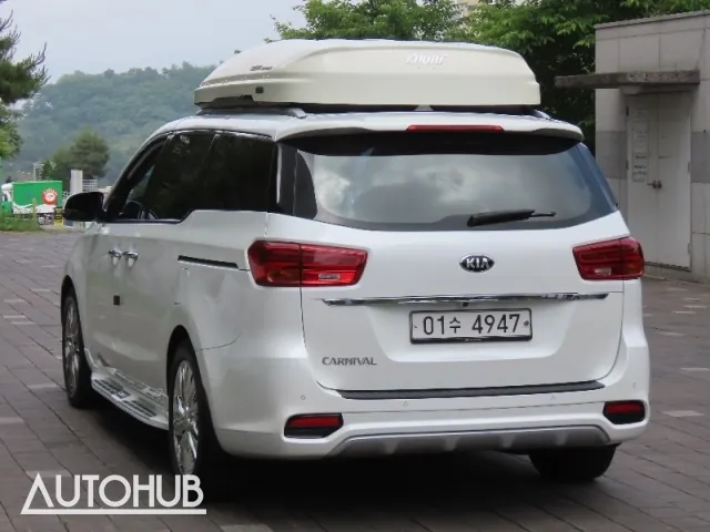 Kia Carnival photo 4