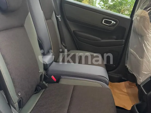 Honda Vezel 2025 photo 5