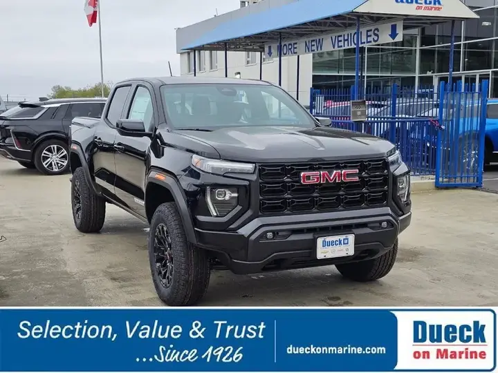GMC Canyon 2026 photo 2