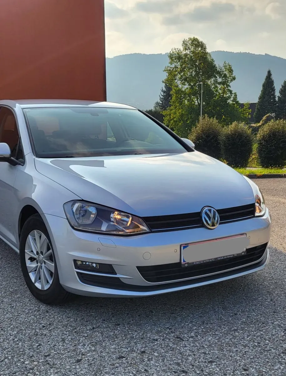 Volkswagen Golf 2017 photo 2