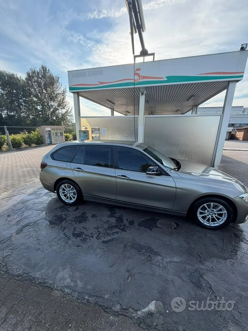 BMW 3 Series 2019 photo 5