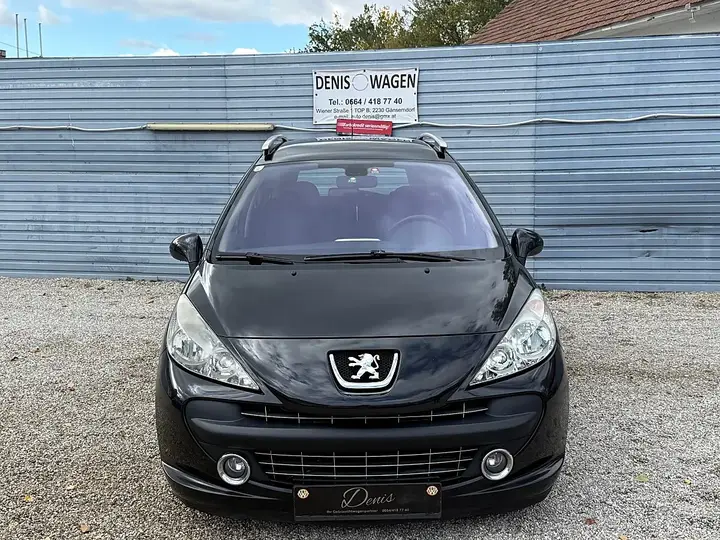 Peugeot 207 2008 photo 3