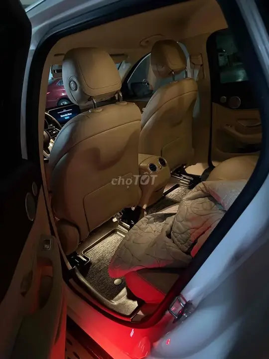 Mercedes-Benz Glc 2020 photo 2
