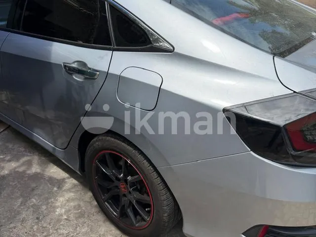 Honda Civic 2018 photo 4