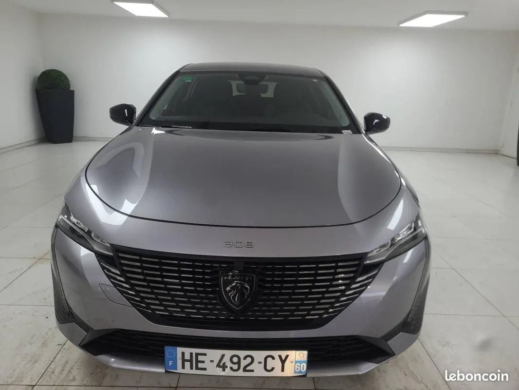 Peugeot 308 2025 photo 2