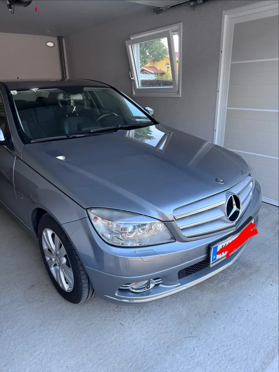 Mercedes-Benz C-Class 2007 photo 2