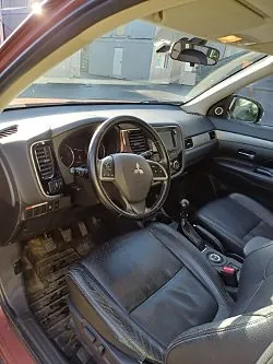 Mitsubishi Outlander 2013 photo 4