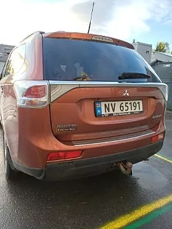 Mitsubishi Outlander 2013 photo 2