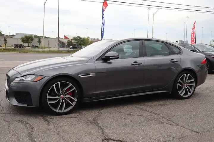 Jaguar Xf 2017 photo 3