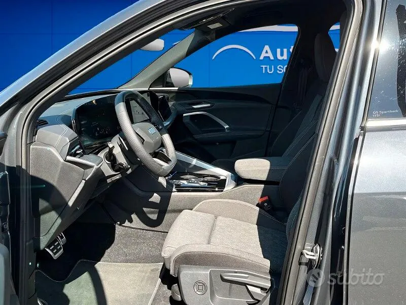 Audi Q5 2025 photo 5