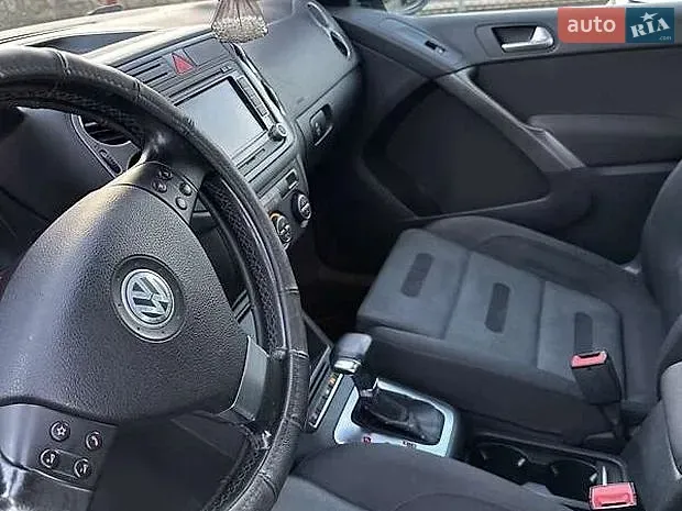 Volkswagen Tiguan 2008 photo 4