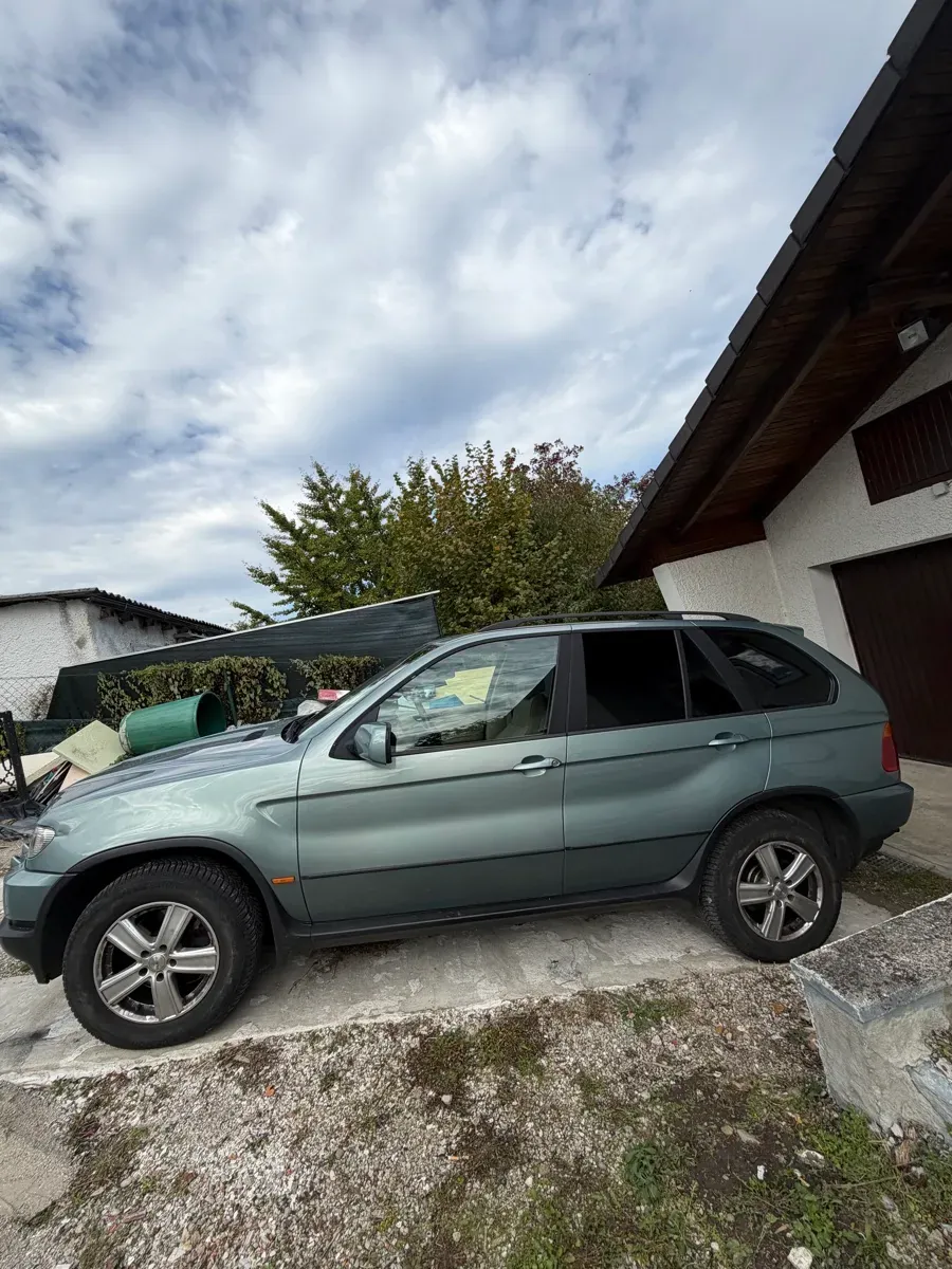 BMW X5 2003 photo 2