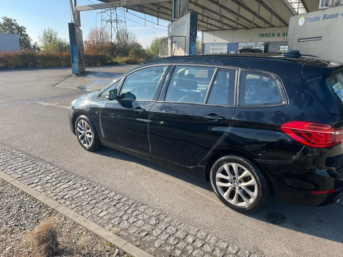 BMW 2 Series 2021 photo 3