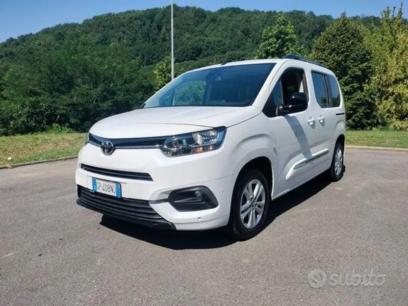 Toyota Proace City 2023 photo 3