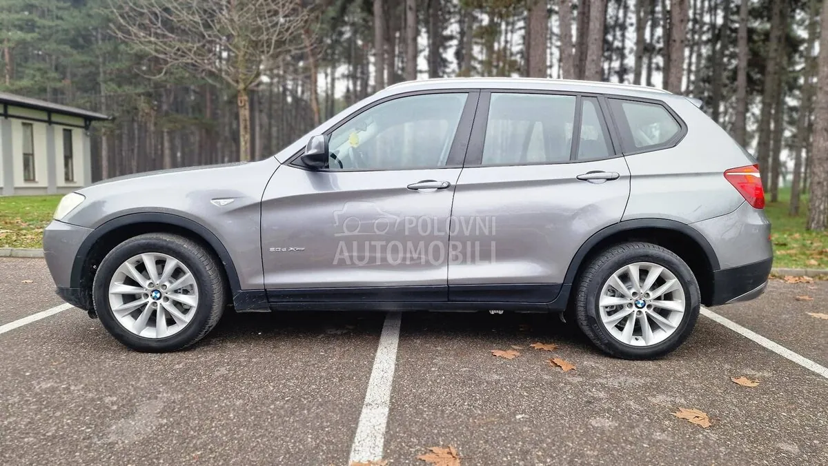 BMW X3 2011 photo 2