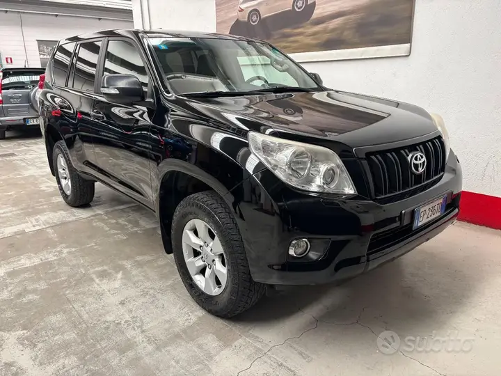 Toyota Land Cruiser 2013 photo 5