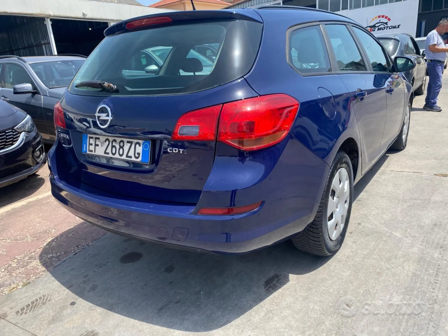 Opel Astra 2012 photo 5