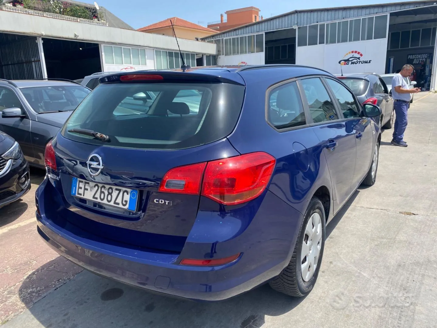 Opel Astra 2012 photo 3